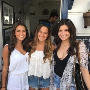 Meet your Posher, Julia